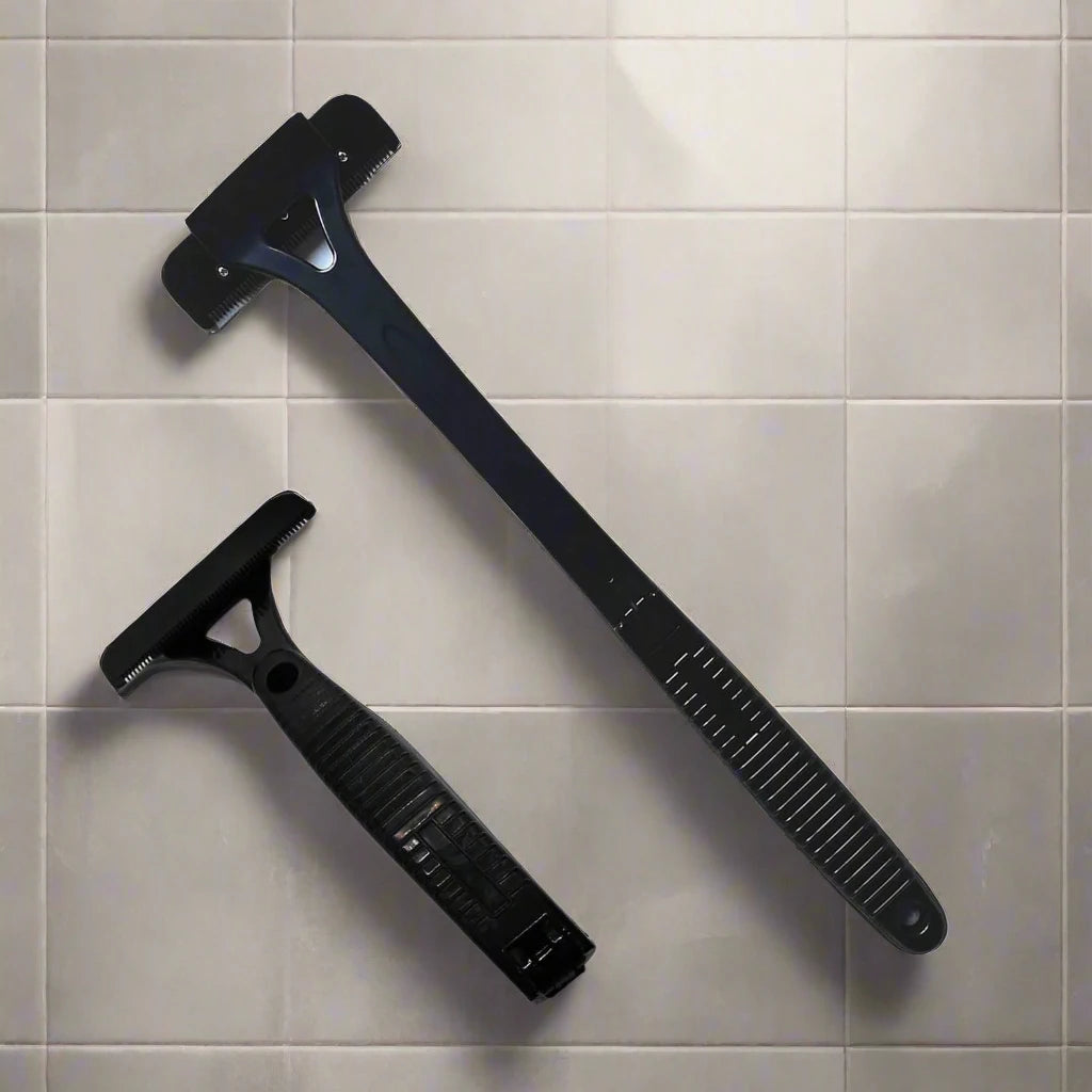 Rasoir dorsal pliable à long manche