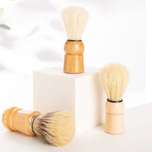 Blaireau à manche en bois